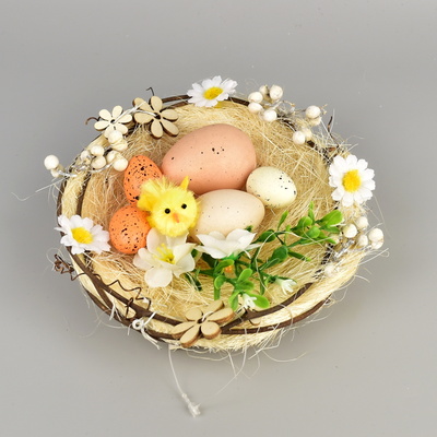   Hnízdo s vajíčky